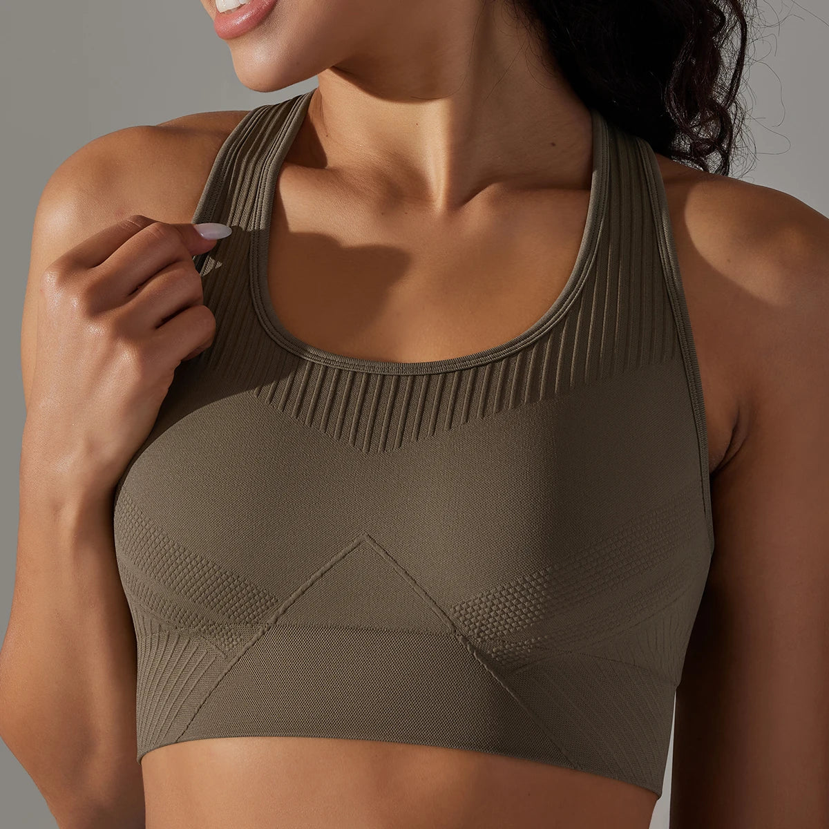 Women's Cross Back Sports Bra - Breathable & Shockproof